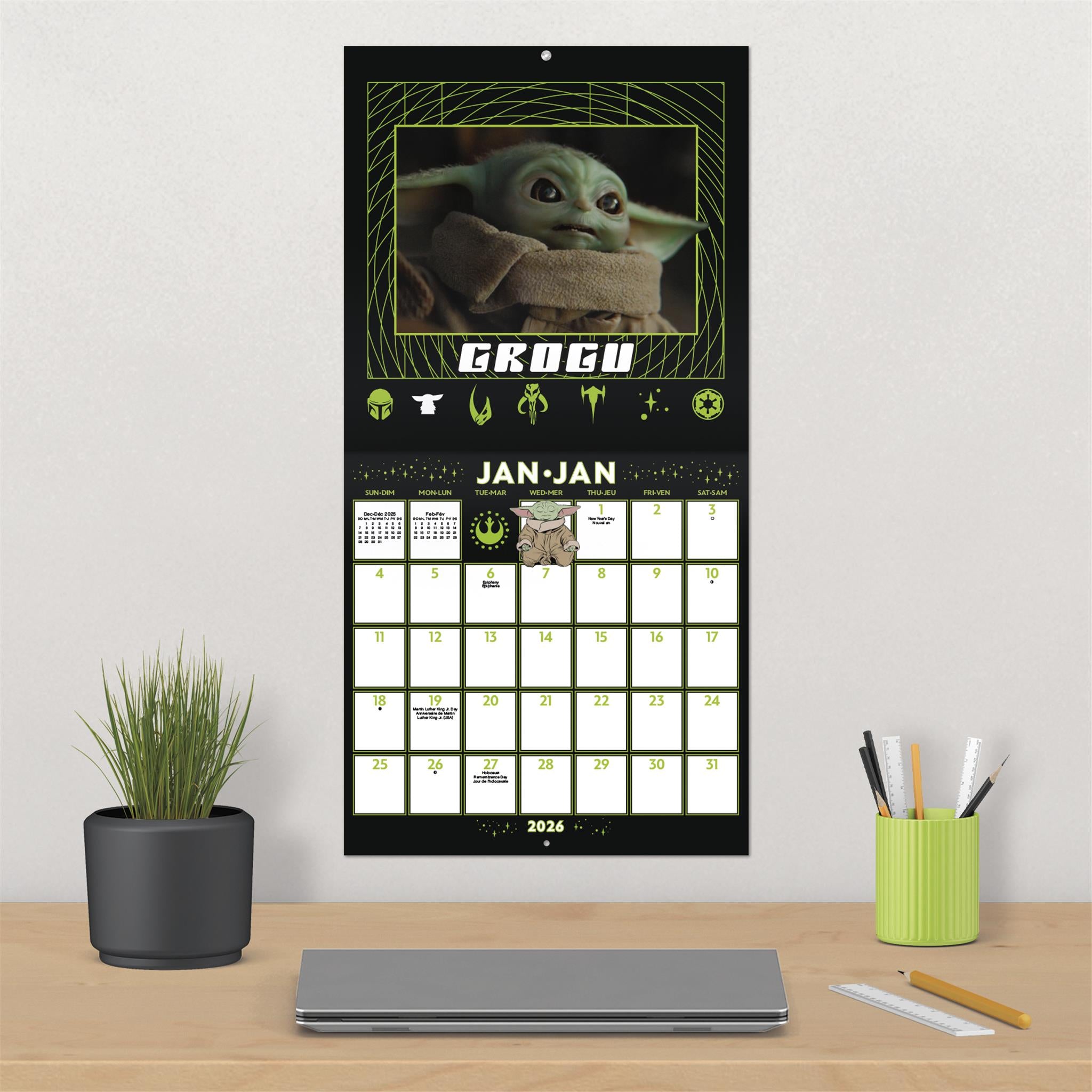 Star Wars Mandalorian Grogu Bilingual 2026 Wall Calendar