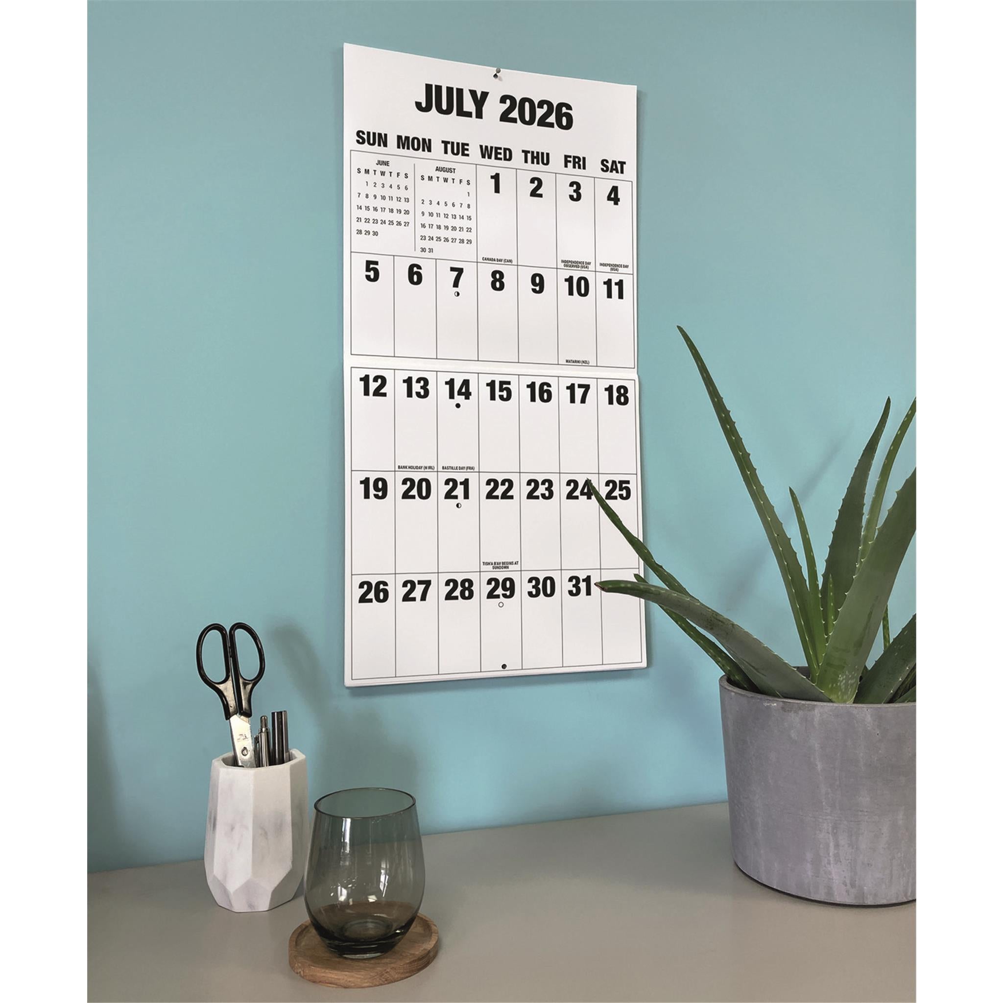 Calendrier mural 2026 avec grandes lettres et grands chiffres