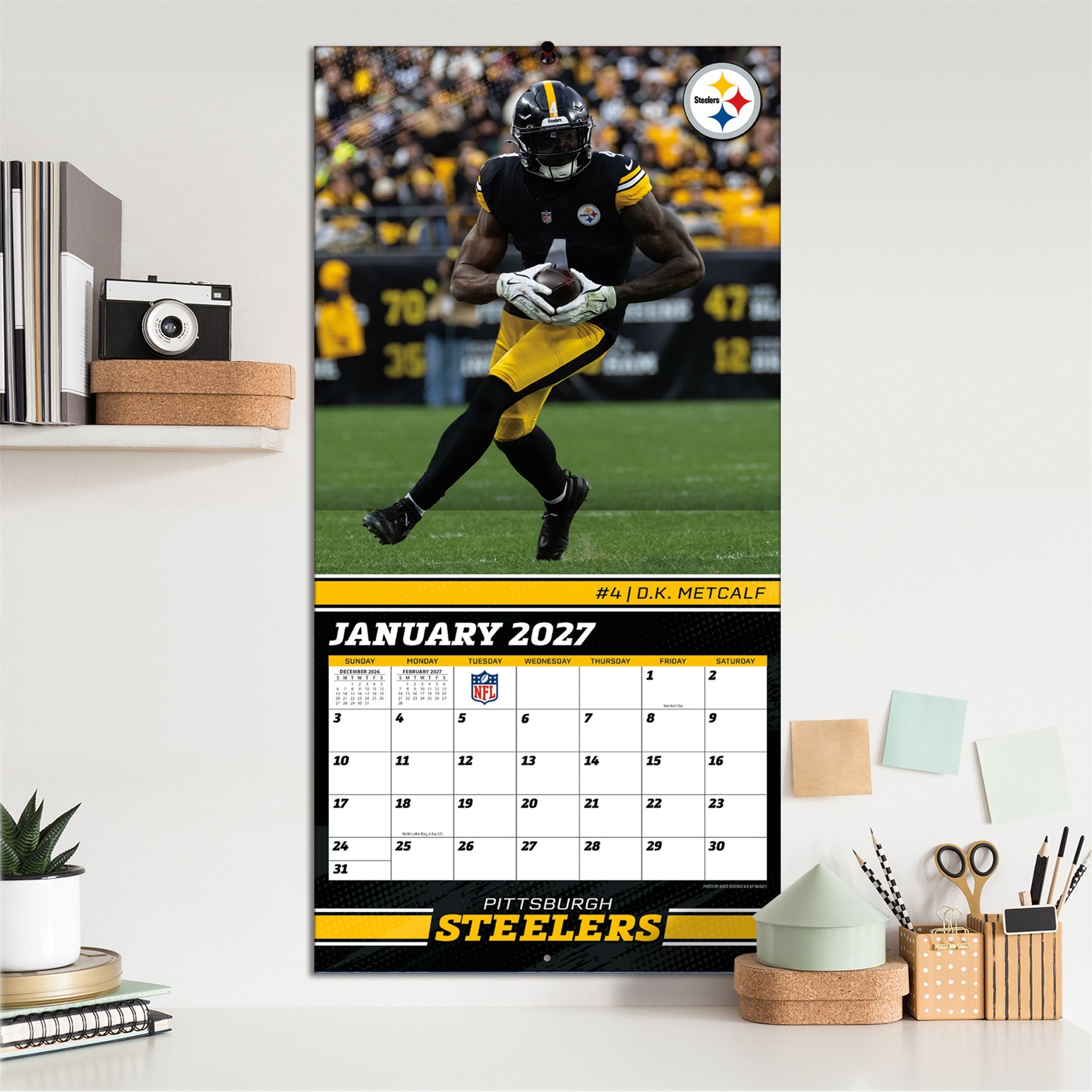 NFL Pittsburgh Steelers 2027 Wall Calendar