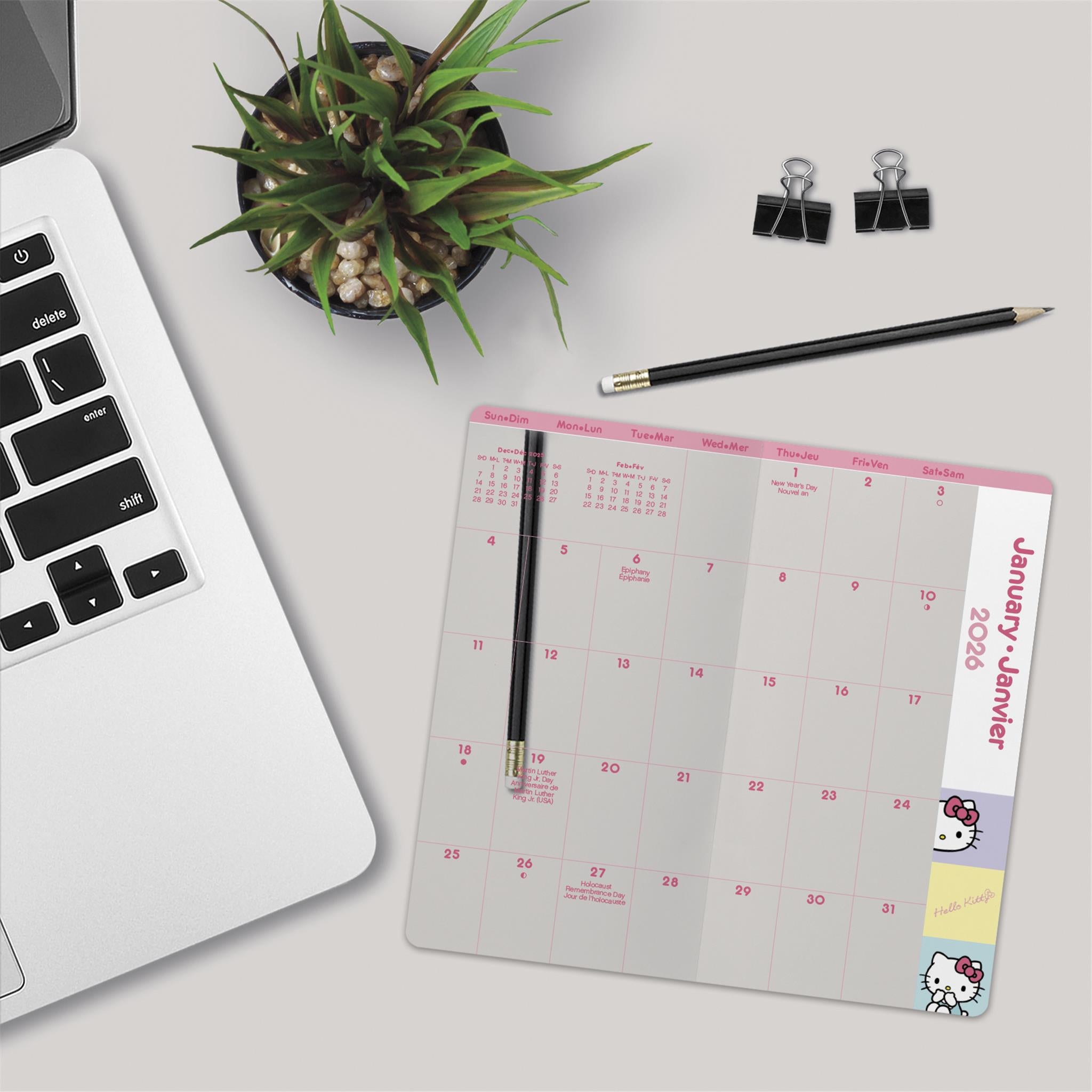 Agenda de poche bilingue Hello Kitty 2026 (2 ans) - Disponible uniquement en ligne