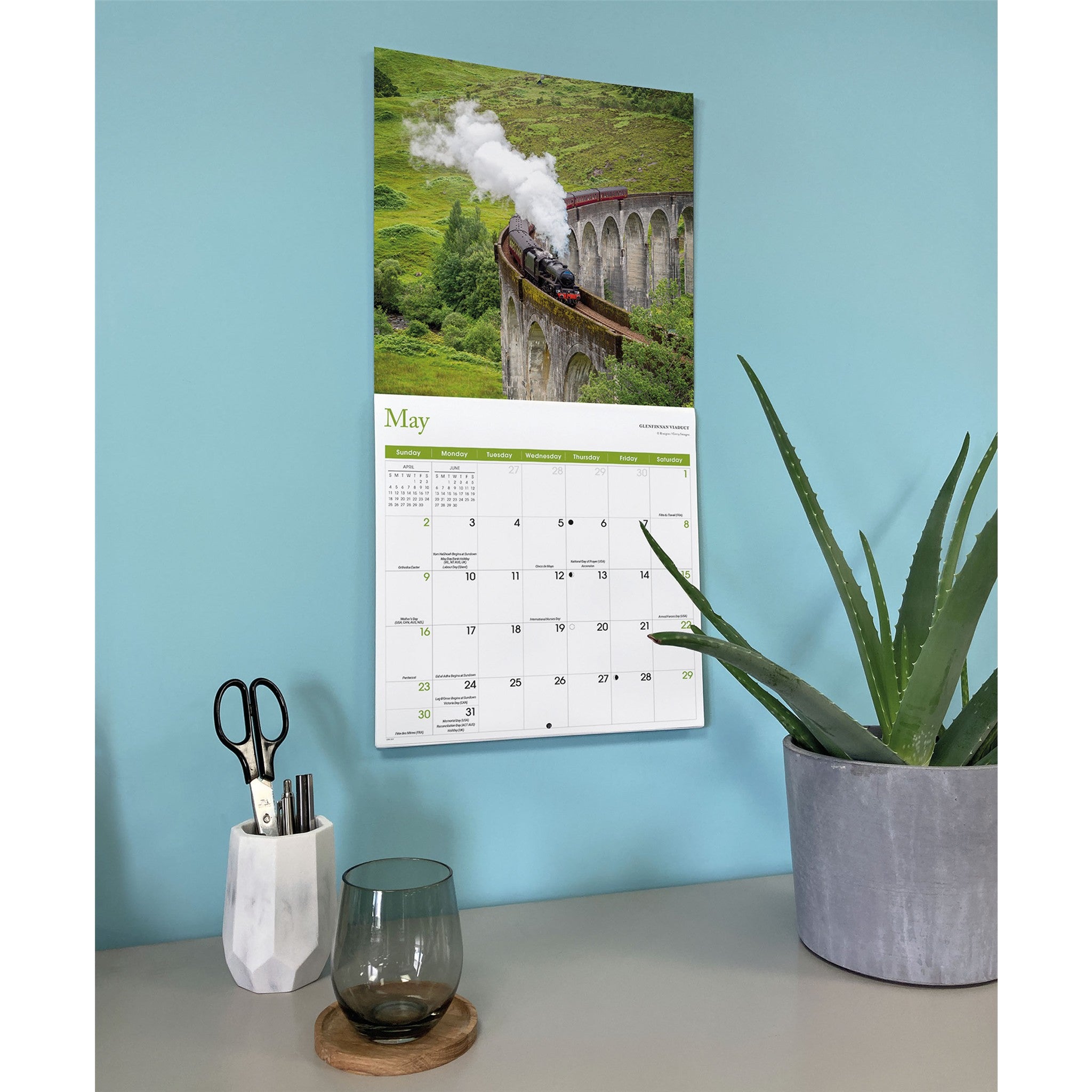 Calendrier mural Écosse 2027