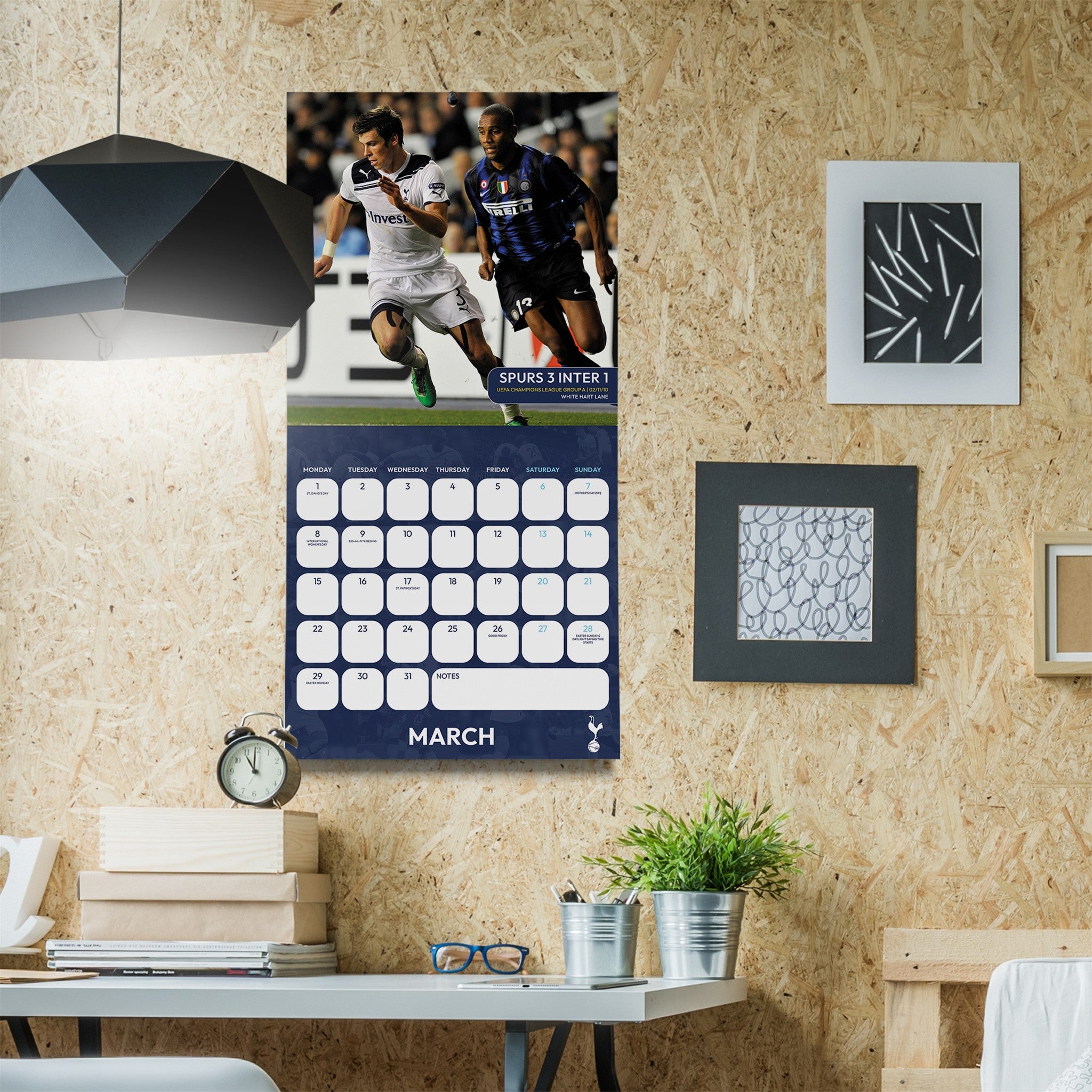 Tottenham Hotspur 2027 Wall Calendar