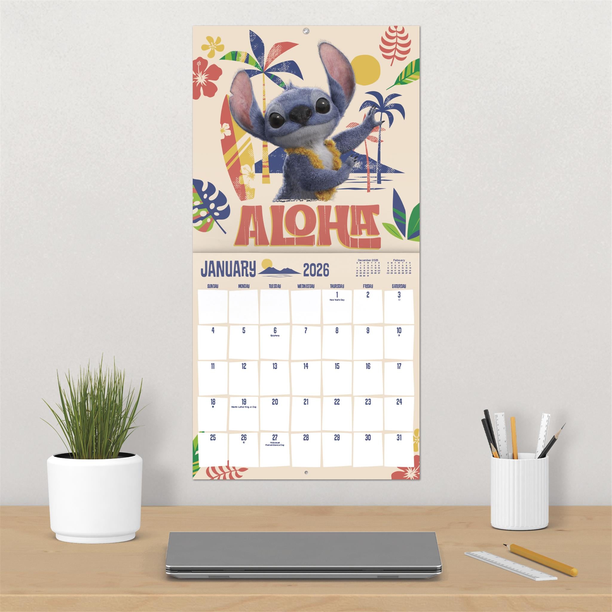 Calendrier mural Lilo et Stitch 2026 (film en prises de vues réelles) - Disponible uniquement en ligne