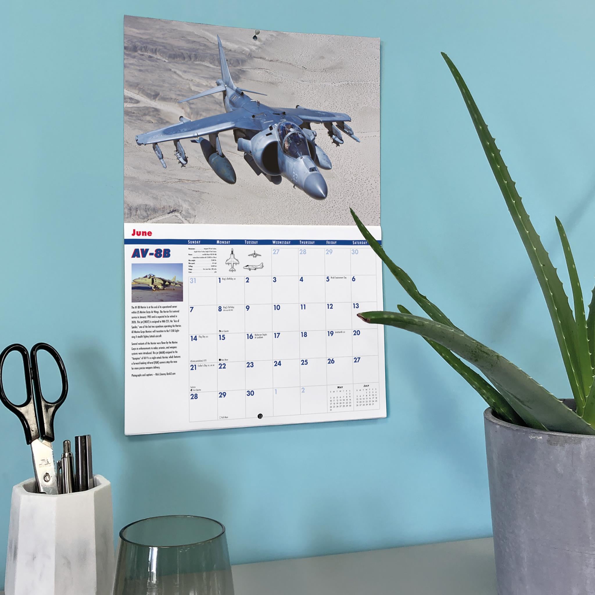 Calendrier mural de luxe Above And Beyond 2026