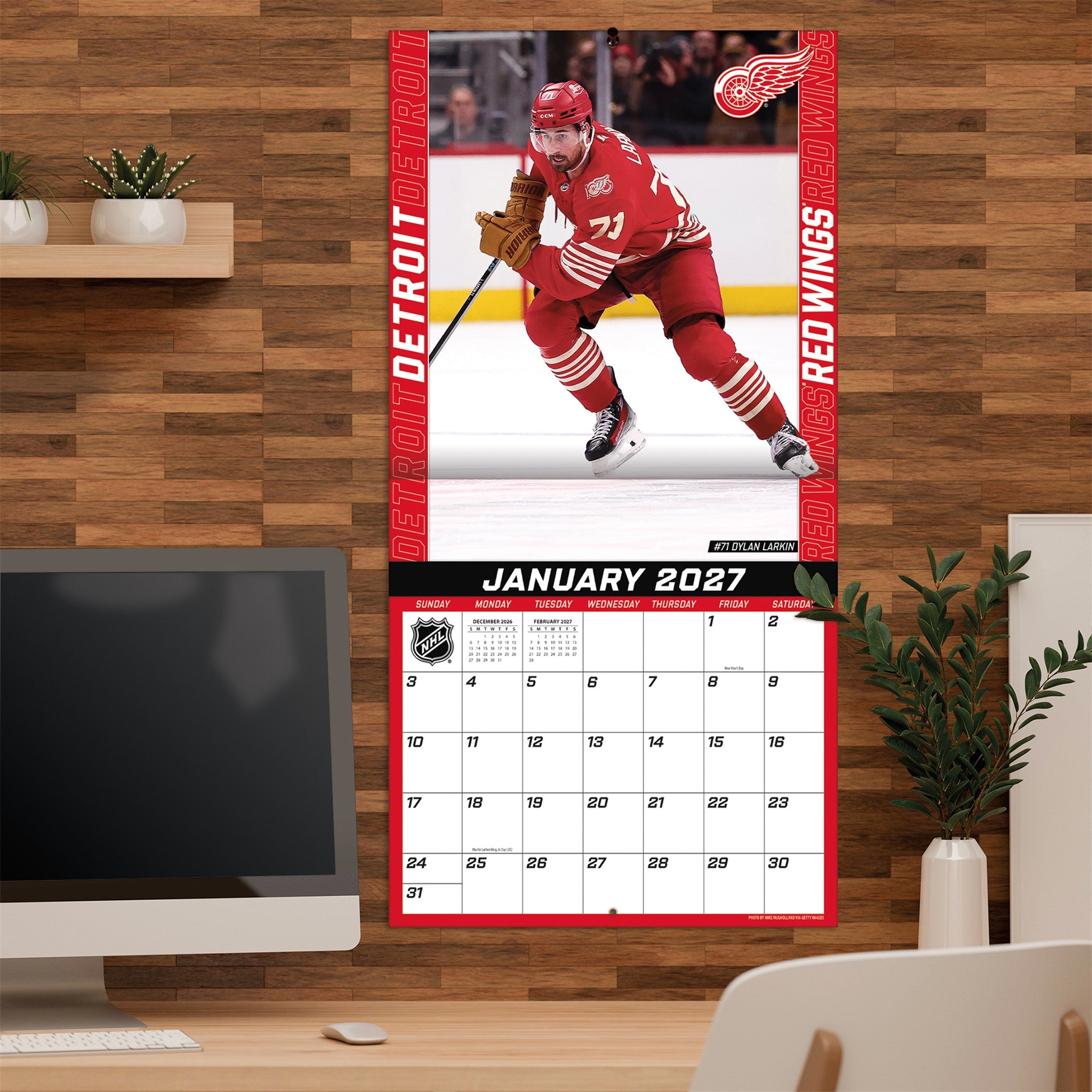 NHL Detroit Red Wings 2027 Wall Calendar