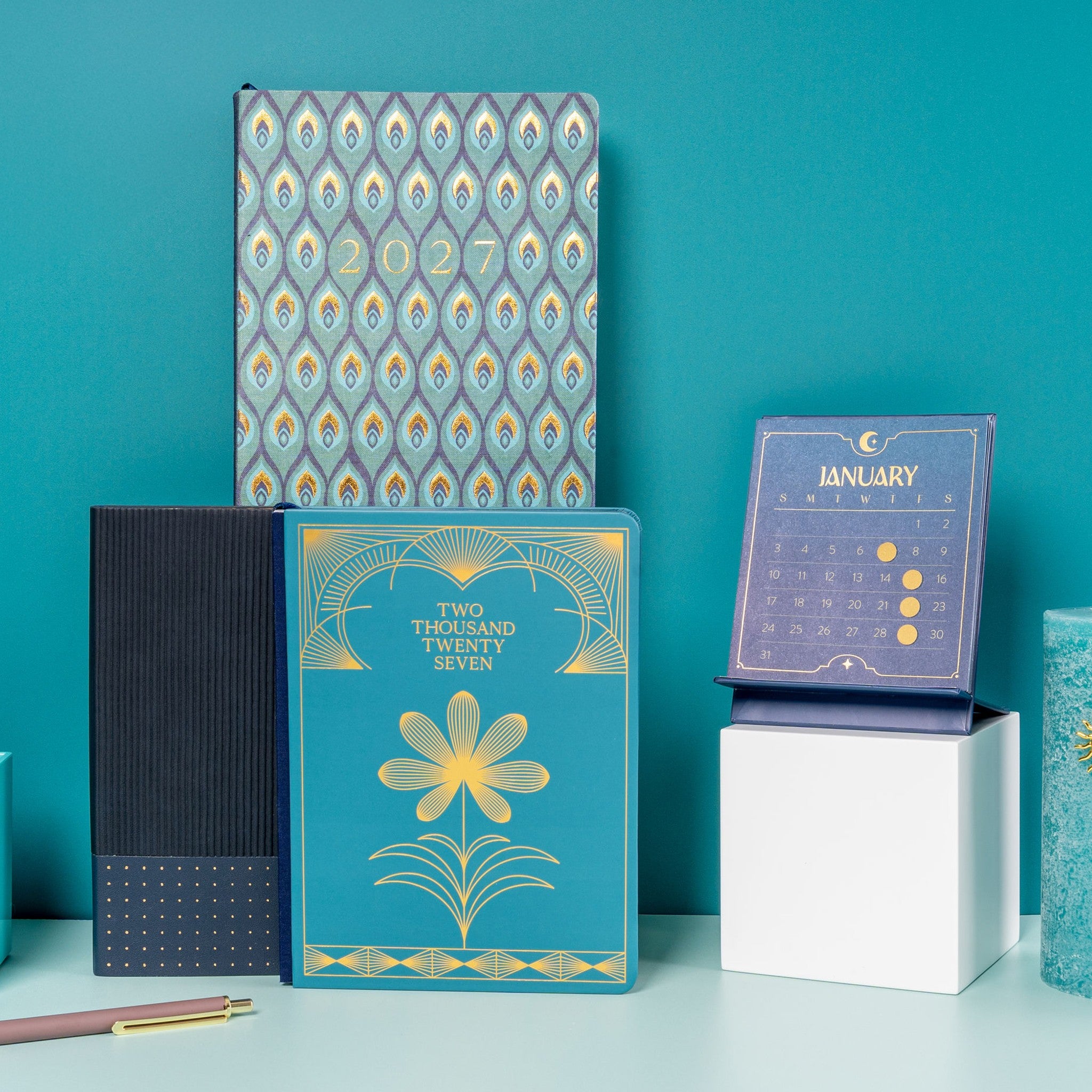 Cascading Plumes Clara Clothbound 2026-2027 Engagement Calendar